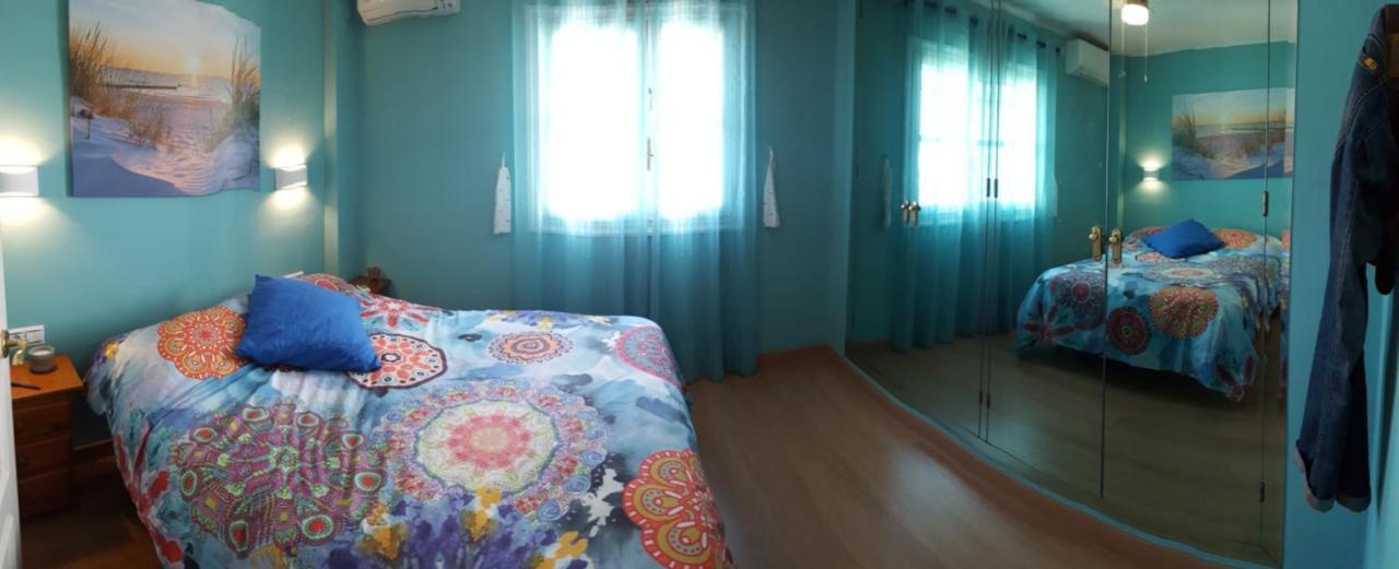 Semi-Detached Adosado Con Encanto -130 M2 - Wifi 600 Mb - Piscina Comunitaria - Patio Privado Торремолинос Экстерьер фото